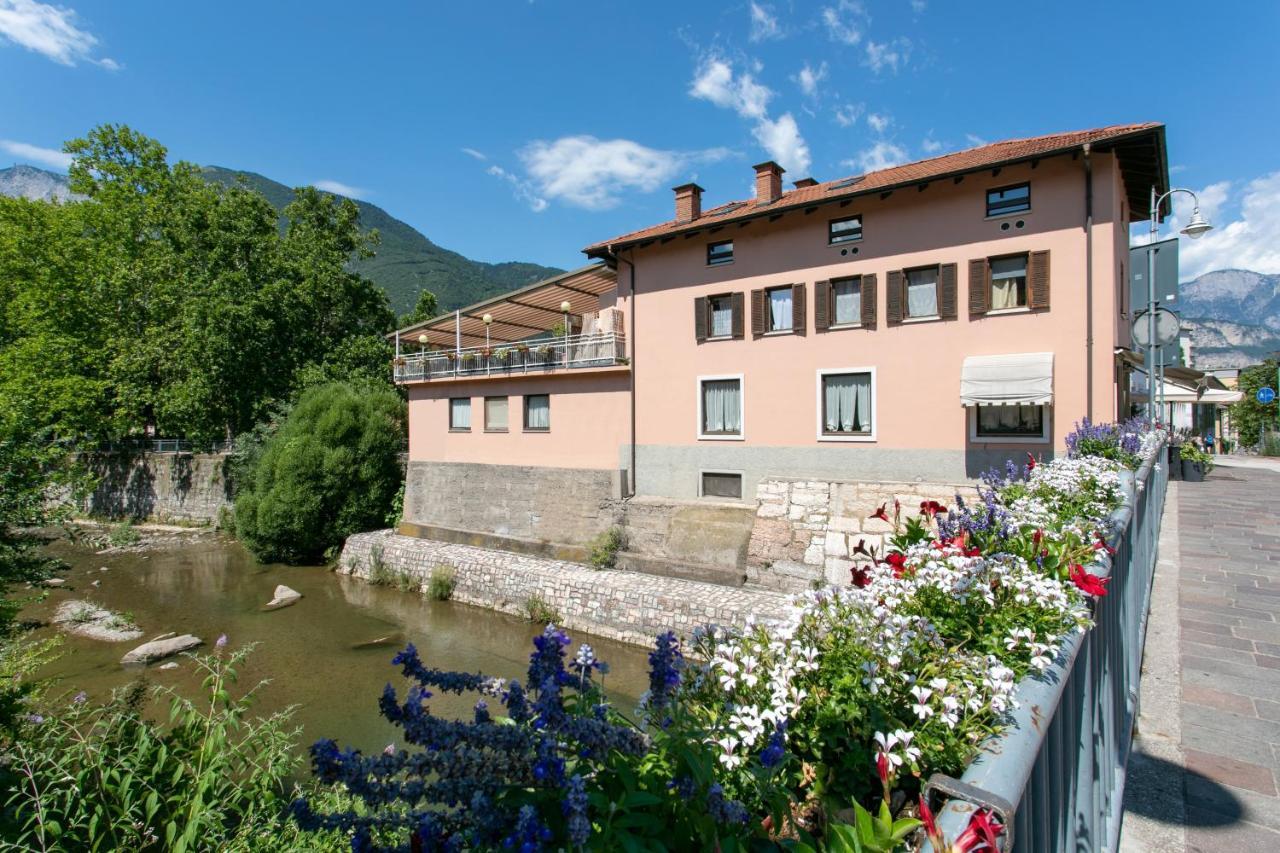 Appartamento Grande Al Ponte. Situato Vicino All'Ospedale, Al Parco E Al Centro Citta Trento Kültér fotó