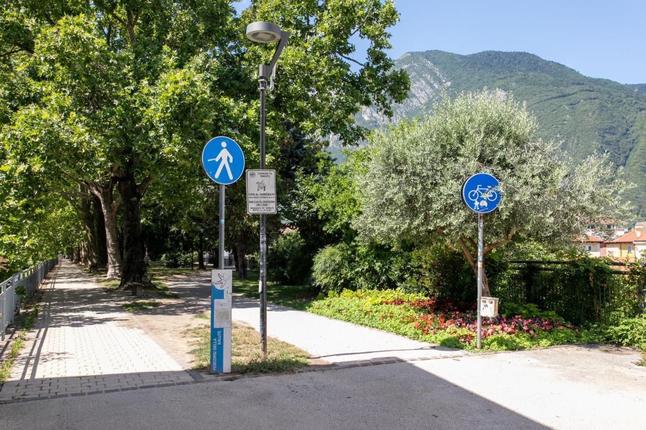 Appartamento Grande Al Ponte. Situato Vicino All'Ospedale, Al Parco E Al Centro Citta Trento Kültér fotó